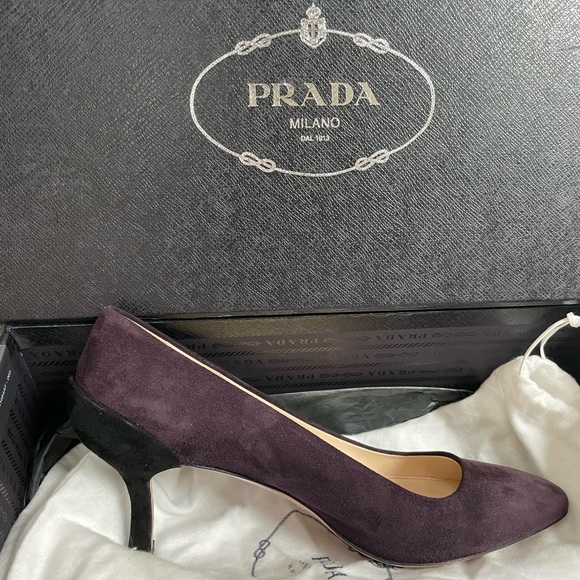PRADA like new suede prune/noir pumps. 3 inch heel. All original packaging / box - Picture 1 of 6
